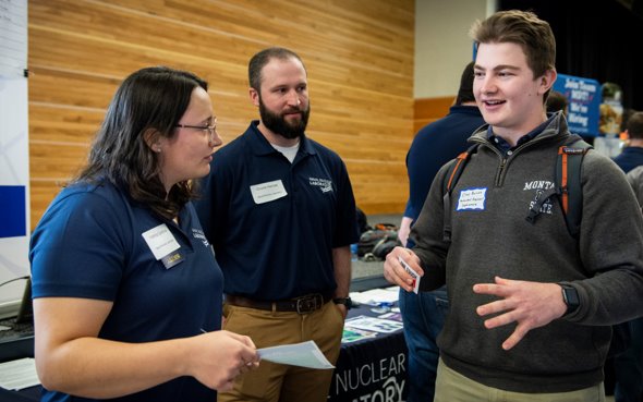 Justin Smith Morrill Scholars will have access to unique career planning opportunities to include meeting with employers at career fairs and other networking events.