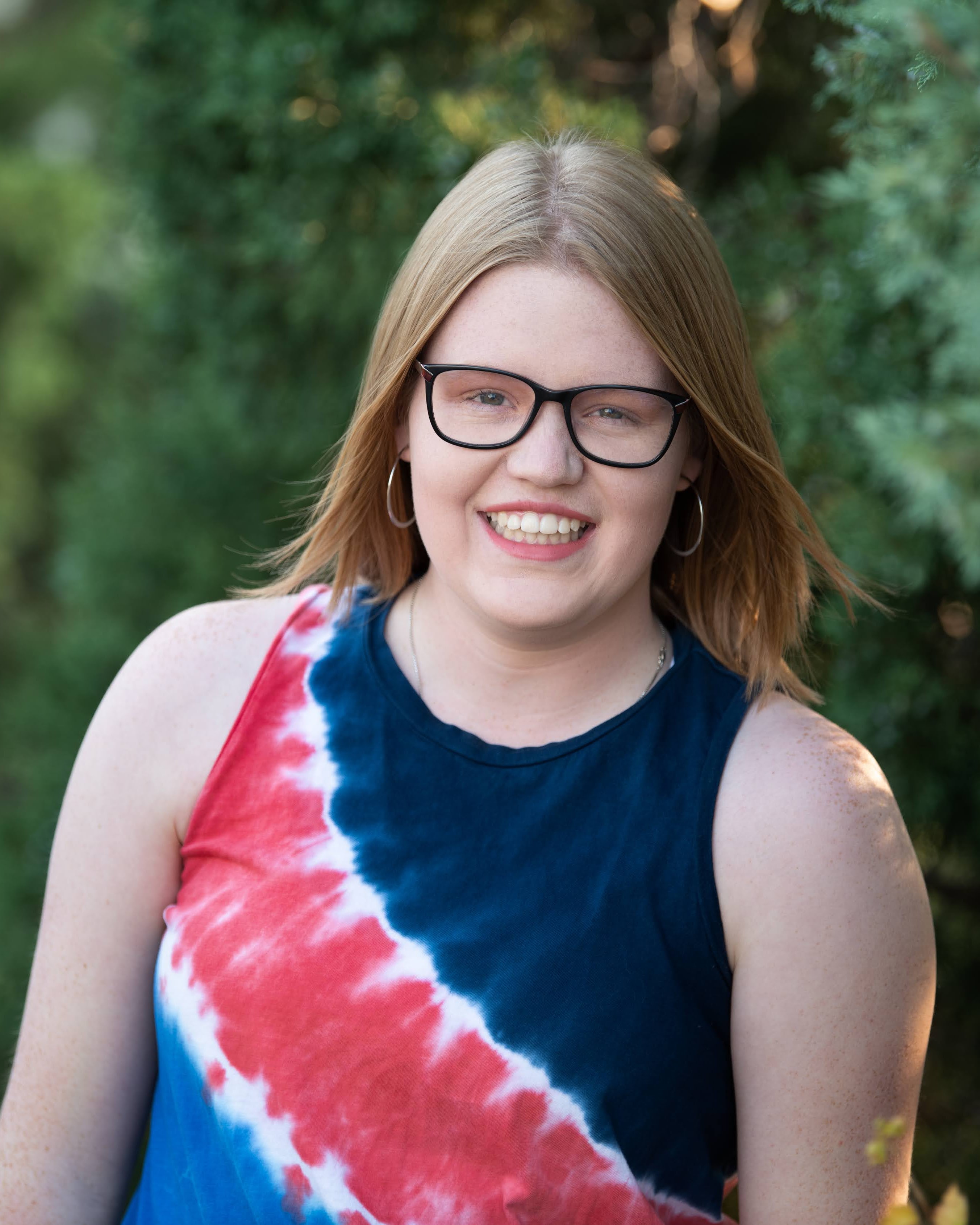 Portrait of Lesl Schoenberg